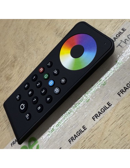 rs8-led-streifen-controller-farbrad