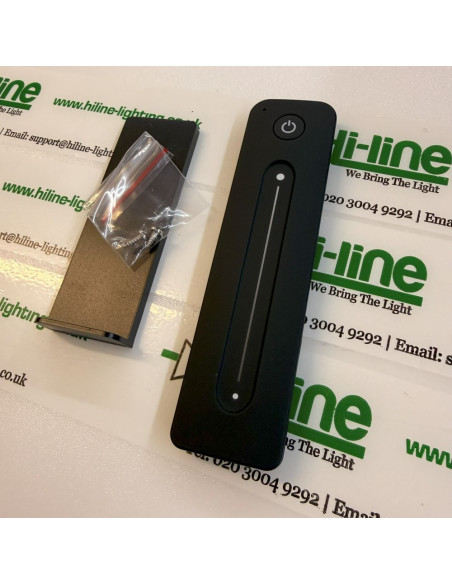 r11-einzonen-rf-fernbedienung-vorne