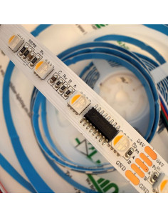 24v-dmx512-rgbw-led-strip-close-up-pcb-pads-data-power