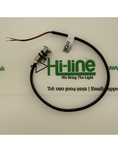 Warmweisse Mini-Einbau-LED-Spots in Gartentreppenstufe 24V IP68