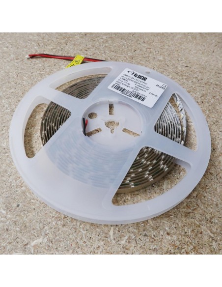 Warm White LED Strip SMD2835 IP65, 14.4W / 60 LEDS per meter, 5 meters roll 