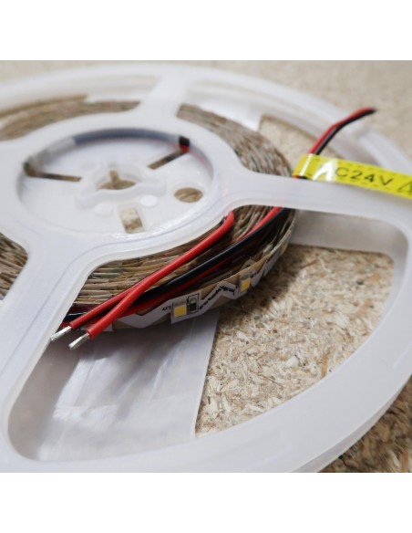 Bendable Natural White LED strip 24V-14.4W/m- IP65-PU Nano-CRI80-SMD2835