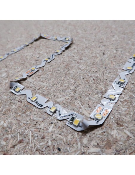 Hochbiegsamer Naturweißer LED-Streifen 24V-14,4W/m IP65-PU CRI80 SMD2835