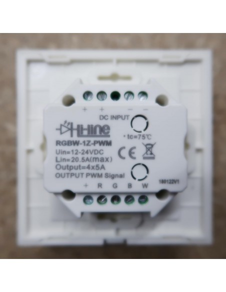 Wall mount RGBW DMX512 LED controller single zone