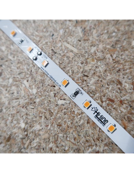 Extra Warmweißer LED-Streifen 2400K, 24V 14.4W/m