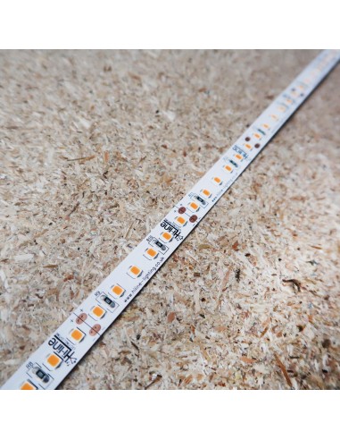 Extra Warmweißer LED-Streifen 2400K