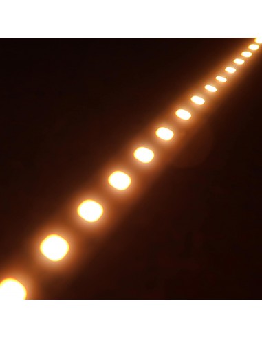 Extra Warmweißer LED-Streifen 2400K