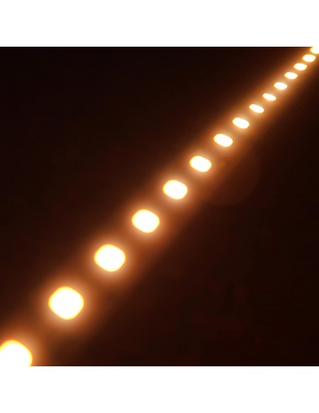 Extra Warmweißer LED-Streifen 2400K