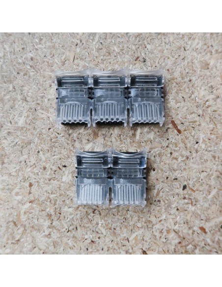 IP65 RGBW LED strip to wire connector