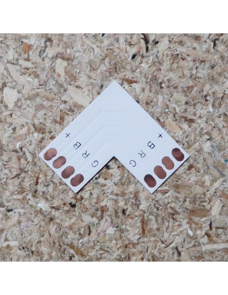 L shape RGB connector