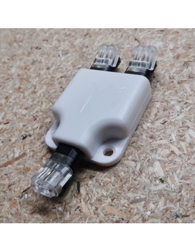 2-Way Power Distributor Box