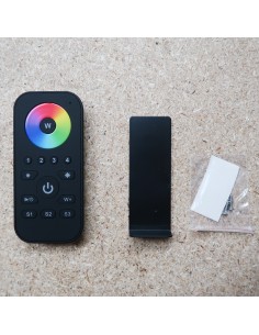 Zigbee 4-Zone RGB and RGBW Remote Control 2