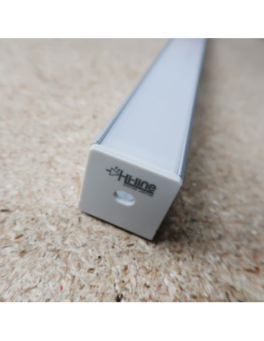 Trimless recessed LED profile extrusion