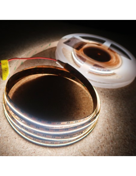 700 LEDs/m 5000K White LED Strip 24V 24 W/m IP00 SMD 2110 CRI90 5m roll
