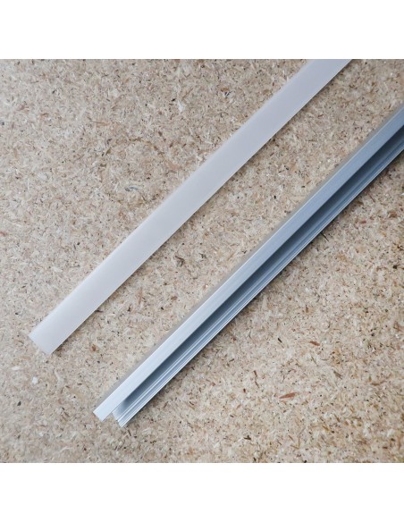 Eckprofil bzw. Winkelprofil 1m inkl. Abdeckung