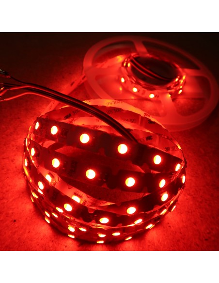 Bendable RGBW LED strip