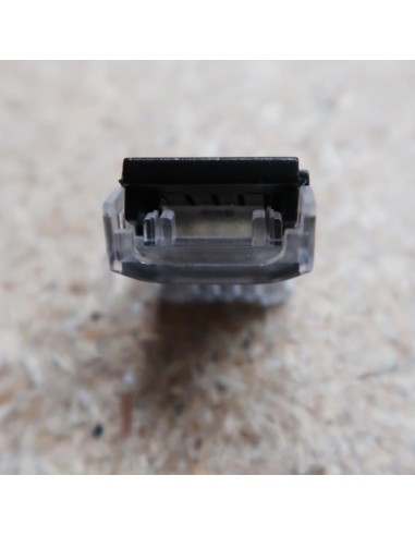 Strip to wire connector for high density 12mm IP00 single colour LED strips