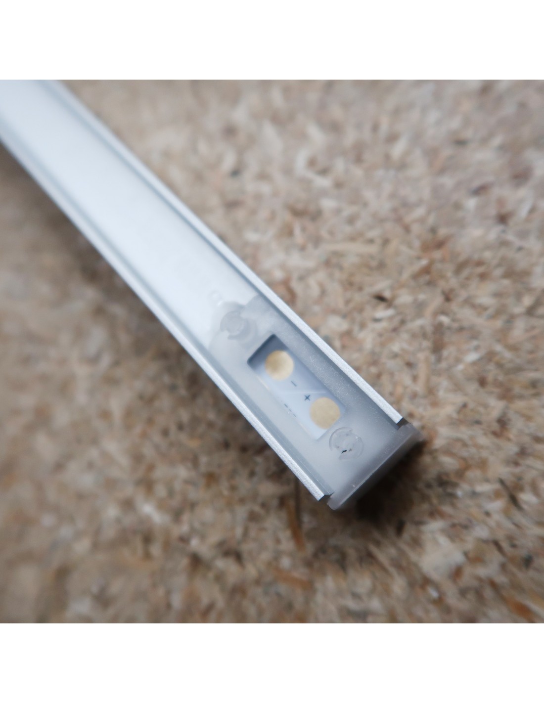 Linkable under light 192mm 6500K 2W slimline CRI90