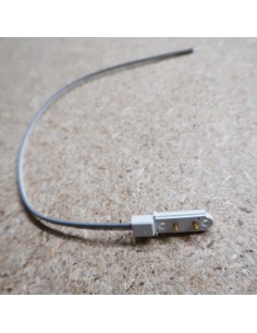 Power connector for slimline under cabinet lighting 24V