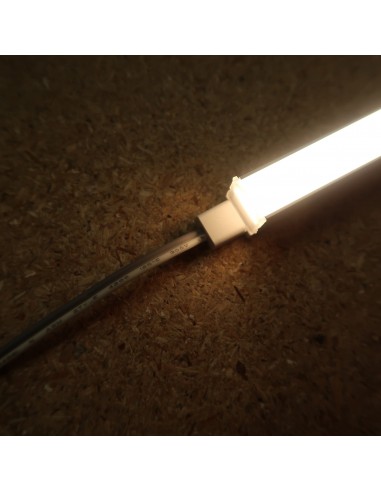 Power connector for slimline under cabinet lighting 24V