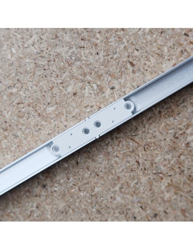 Seemless Joint connector for slimline under cabinet lighting