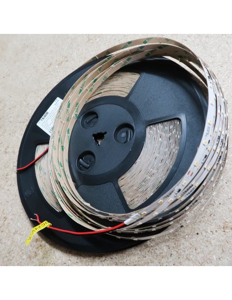 30m roll pure white 5000K cri 90 LED Strip 24V 4.8w/m 115 lm/watt IP00