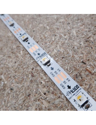 Individuell adressierbarer Pixel-LED-Streifen RGBW 5V 7.2W / m IP00 5m Rolle