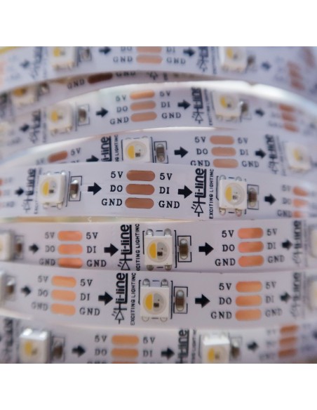 Individuell adressierbarer Pixel-LED-Streifen RGBW 5V 7.2W / m IP00 5m Rolle