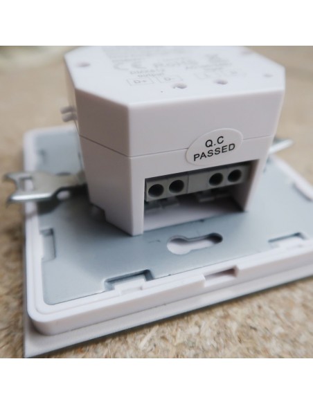 4 zones DMX512 RGB or RGBW LED controller wall mount