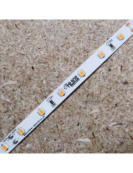 copy of Extra-Warmweißer LED-Streifen 24V | 14,4W/m | IP54/65 Nano | (PU) CRI90 | SMD2835