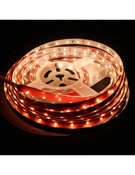 Warmweißer LED Streifen 3000K 24V 14.4W/m IP65 CRI90 SMD2835