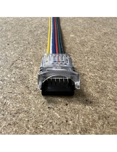 Kompakte-Abmessungen-LED-Streifen-zu-Strom-Verbinder-L24-B17-H8mm