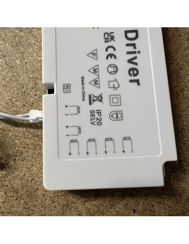 24V-60W-LED-Treiber-IP40-Dünnes-Design-Hi-Line-Beleuchtung