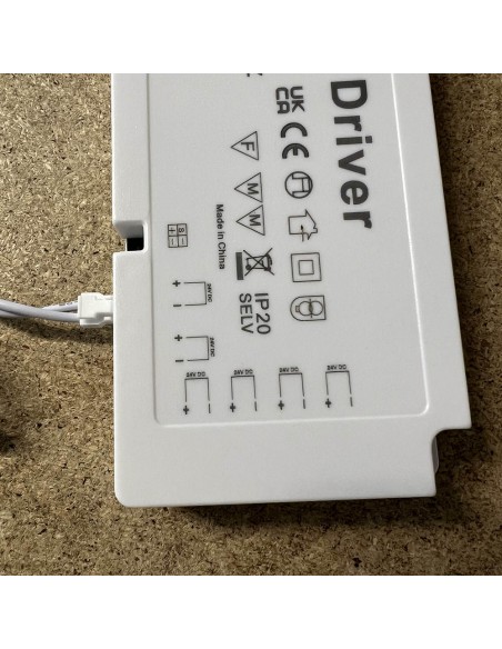 24V-60W-LED-Treiber-IP40-Dünnes-Design-Hi-Line-Beleuchtung