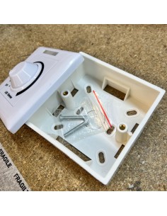 DC zu DC 12-24V Wandmontage-Dimmer, 10A - Einsteiger-Budget-Serie 2