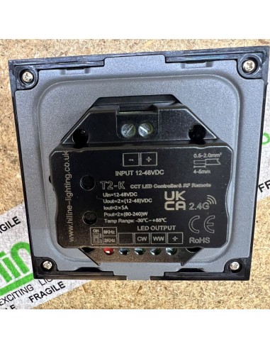 12-48v-cct-controller-tunable-white-led-streifen-dimmer-nahaufnahme-schwarz T2-K