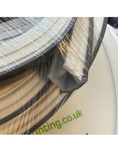 recessed-black-led-strip-diffuser